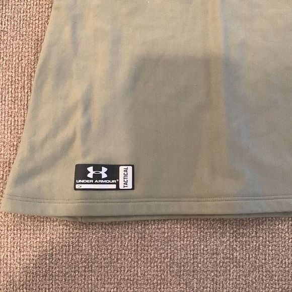 Under armor tactical thermal layered shirt - Picture 2 of 15